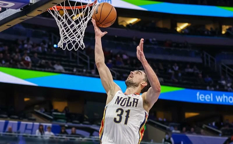 Satoranský mění působiště. Z New Orleans se přesouvá do Portlandu